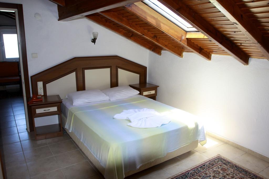 Yuecel Hotel Fethiye Exterior foto